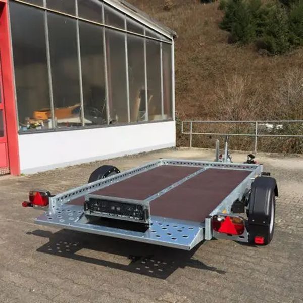 Trailer 1300 kg 2 motoren geremd 100 km/h (MM-06)